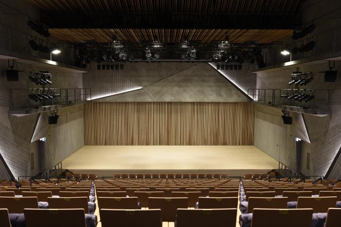 700本のキャンドルとバイオリンで奏でるバレンタイン｜高松亜衣